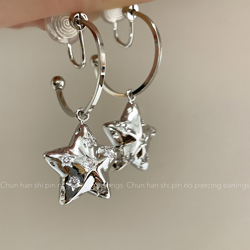 Millennial Hot Girl Star Ear Clips, Non-Pierced Earrings, Light Luxury Niche High-End Five-Pointed Star Ear Hoops, Commuter Earrings for Women
