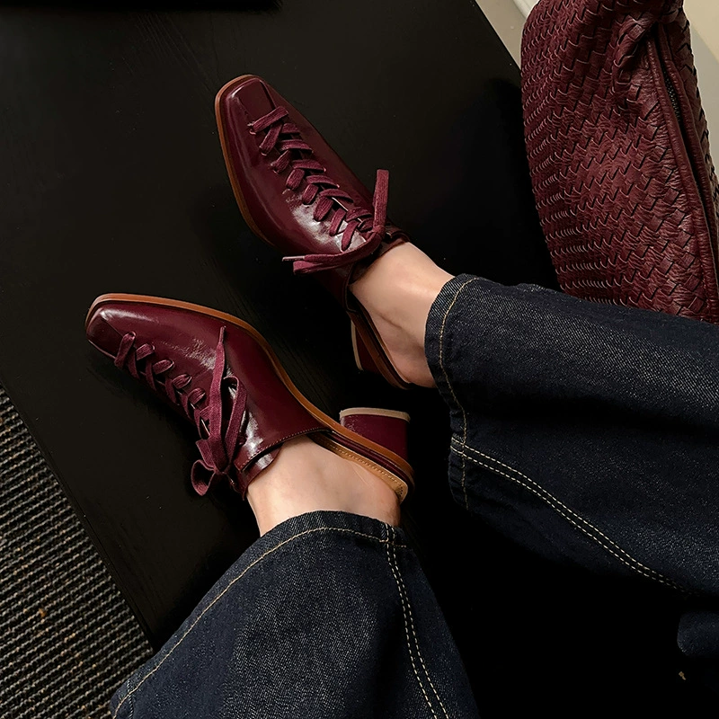 Модные европейские и американские мюли на среднем каблуке, лето 2025, новые босоножки на ремешках, женские, из натуральной кожи, на толстом каблуке, закрытый носок