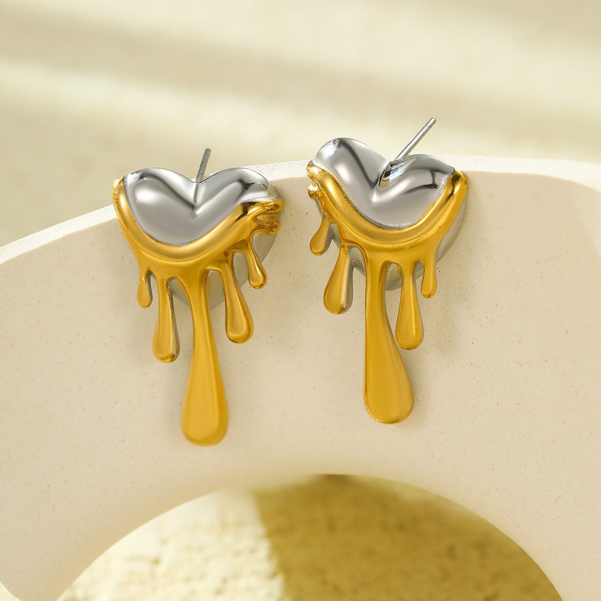 12g Weight 0.03µm-0.05µm Gold Plating Thickness PVD Coated Gold Plating Process 304 Stainless Steel Ear Needle Material Real Gold Plated Plating Material Drop Earrings, Ear Studs Classification 1 Pair Quantity Holiday, Daily Occasion 304 Stainless Steel Material Heart Shape Pattern All Seasons Season Women's Gender Polished Finish IG Style, Elegant, Modern Style Style Waterproof Non Tarnish, Mixed Metal, Plating Craft PVD Coated Real Gold Plated Heart Shape 304 Stainless Steel IG Style Elegant Modern Style Waterproof Non Tarnish Drop Earrings Ear Studs 13