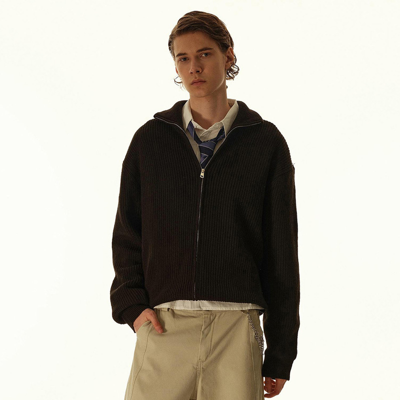 American Retro Cleanfit Short Knitted Sweater for Men and Women Loose Pure Color Simple Stand Collar Zipper Cardigan Jacket American Retro Cleanfit Short Knitted Sweater for Men and Women Loose Pure Color Simple Stand Collar Zipper Cardigan Jacket