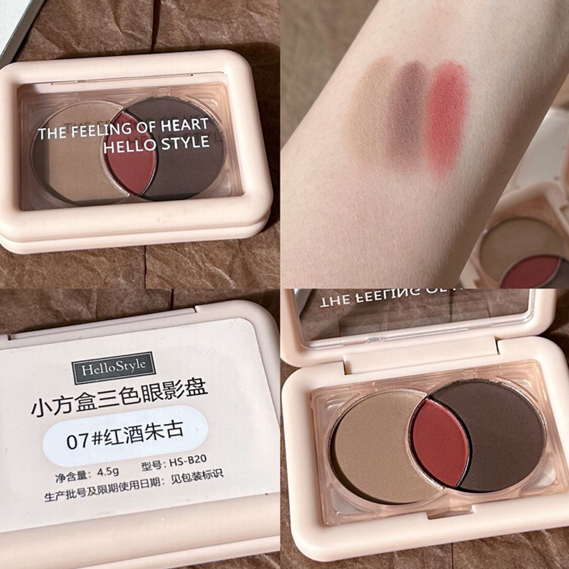 Hola estilo ~ Caja cuadrada pequeña, paleta de sombras de ojos de tres colores, brillo fino nacarado, paleta de rosas de sombra de ojos mate de color tierra seco