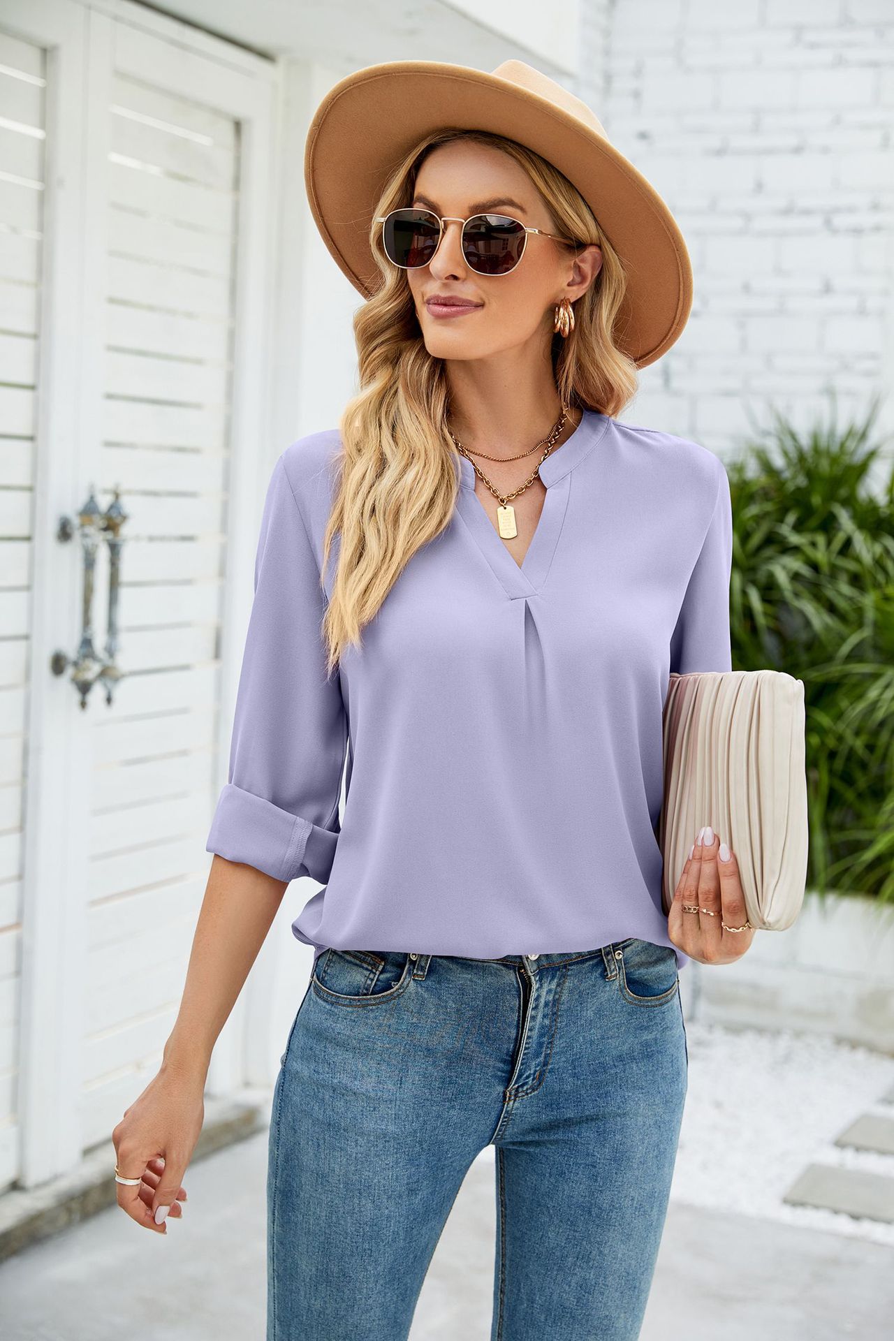 Women's Chiffon Shirt Long Sleeve Blouses Pleated Simple Style Solid Color display picture 4
