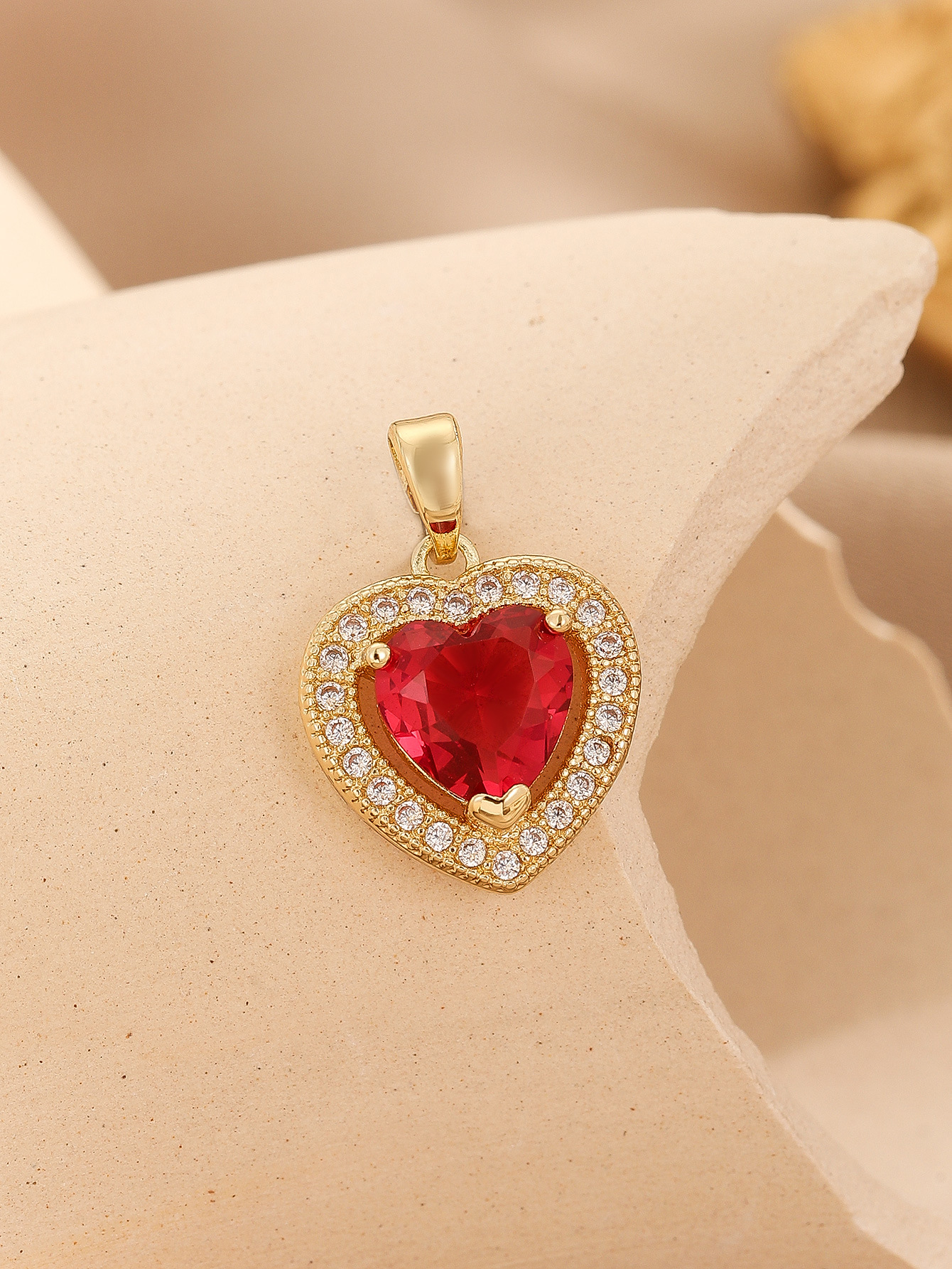 6g Weight Pendant Jewelry Making Type Zircon Inlay Material DIY Jewelry Accessories Classification 1 Piece Quantity Copper Material Heart Shape Pattern Inlay Design Simple Style, Classic Style Style 1 Piece Copper Zircon Heart Shape Pendant 2
