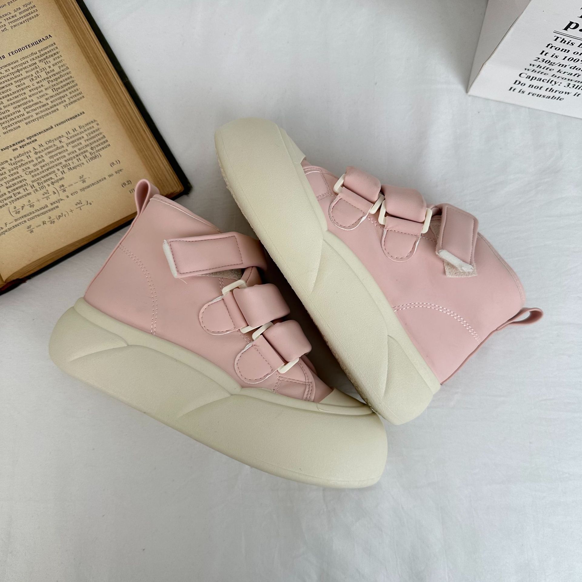 Zapatos de algodón de alto alcance de ondas gruesas de fondo de gran alcance de mujer con velcro, zapatos blancos coreanos de alto alcance, zapatos de skate cálidos image 8