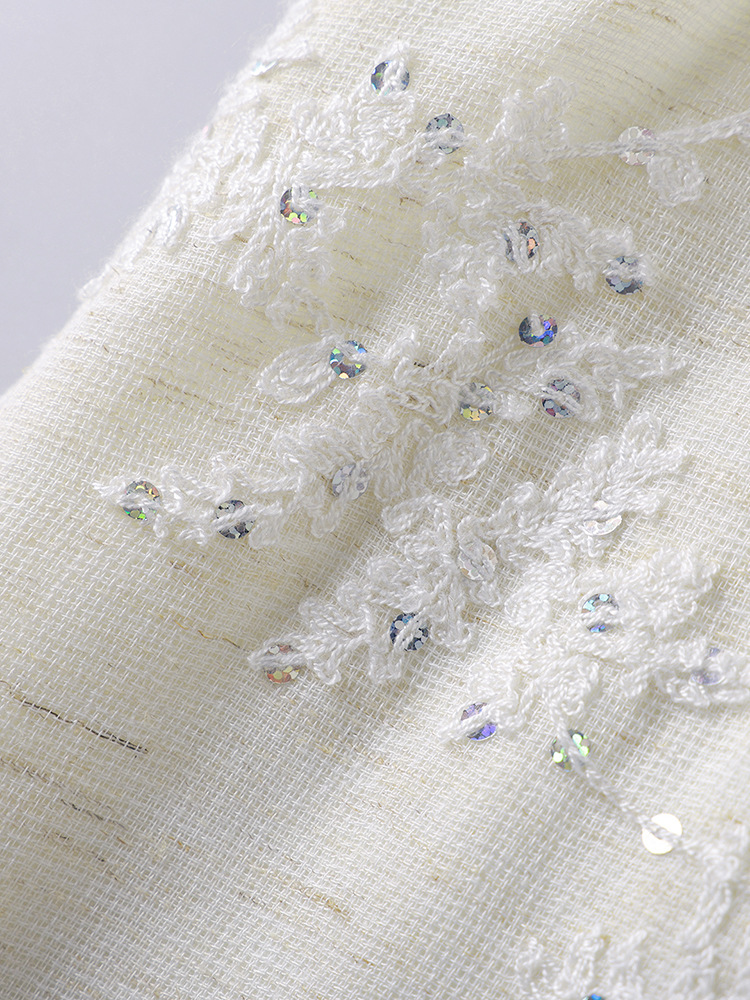 Đầm maxi nữ không tay thêu sequin hoa trắng phong cách nghỉ dưỡng — màu sắc