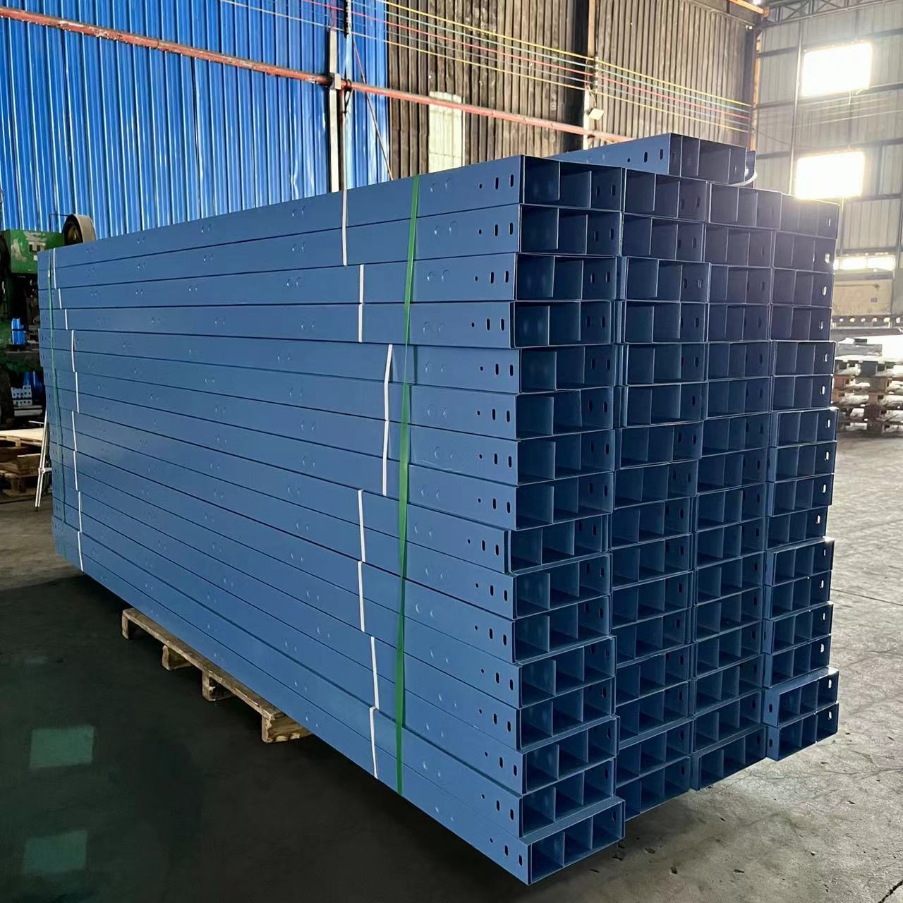 厂家专供 梯式防火线槽 铝合金喷塑桥架 镀锌烤漆 不锈钢耐火槽盒