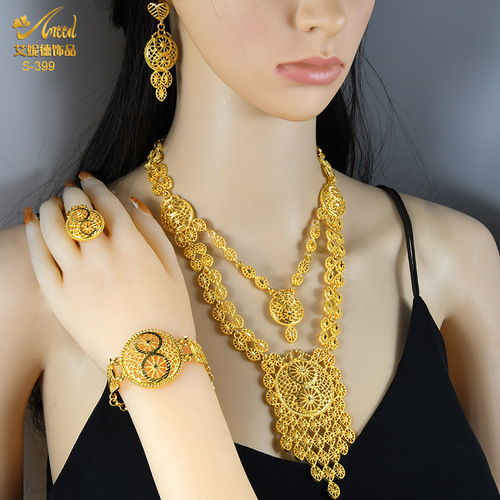 Gold-plated pendant jewelry set: bridal wedding accessories—alloy long necklace, bracelet, ring, and earrings—best-selling cross-border style