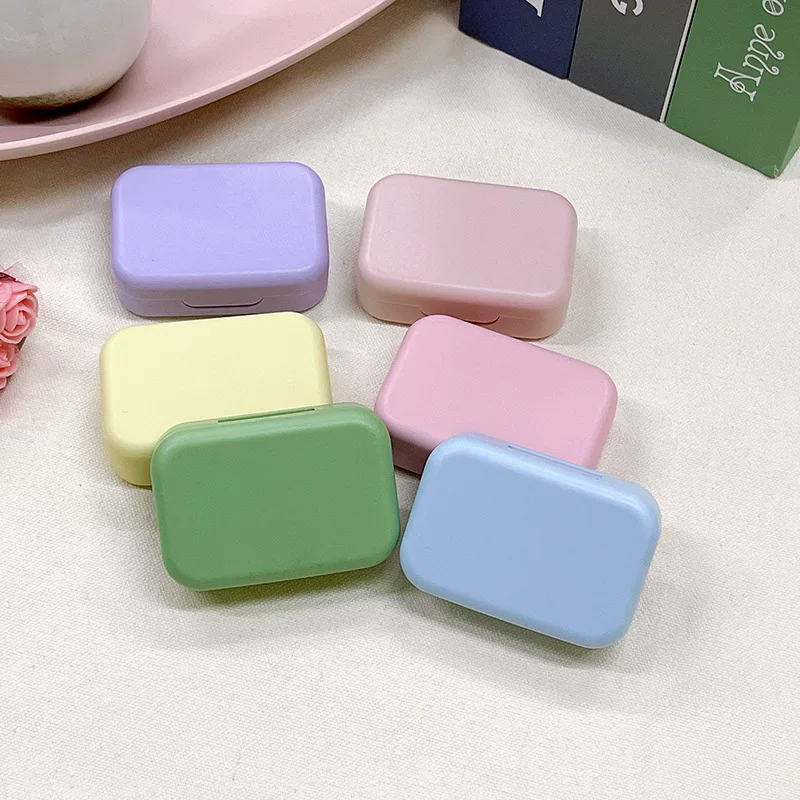 Matte invisible glasses, small handheld box, simple and elegant design
