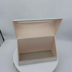 工場の生産はふたをひっくり返して型の箱の包装箱をひっくり返します。