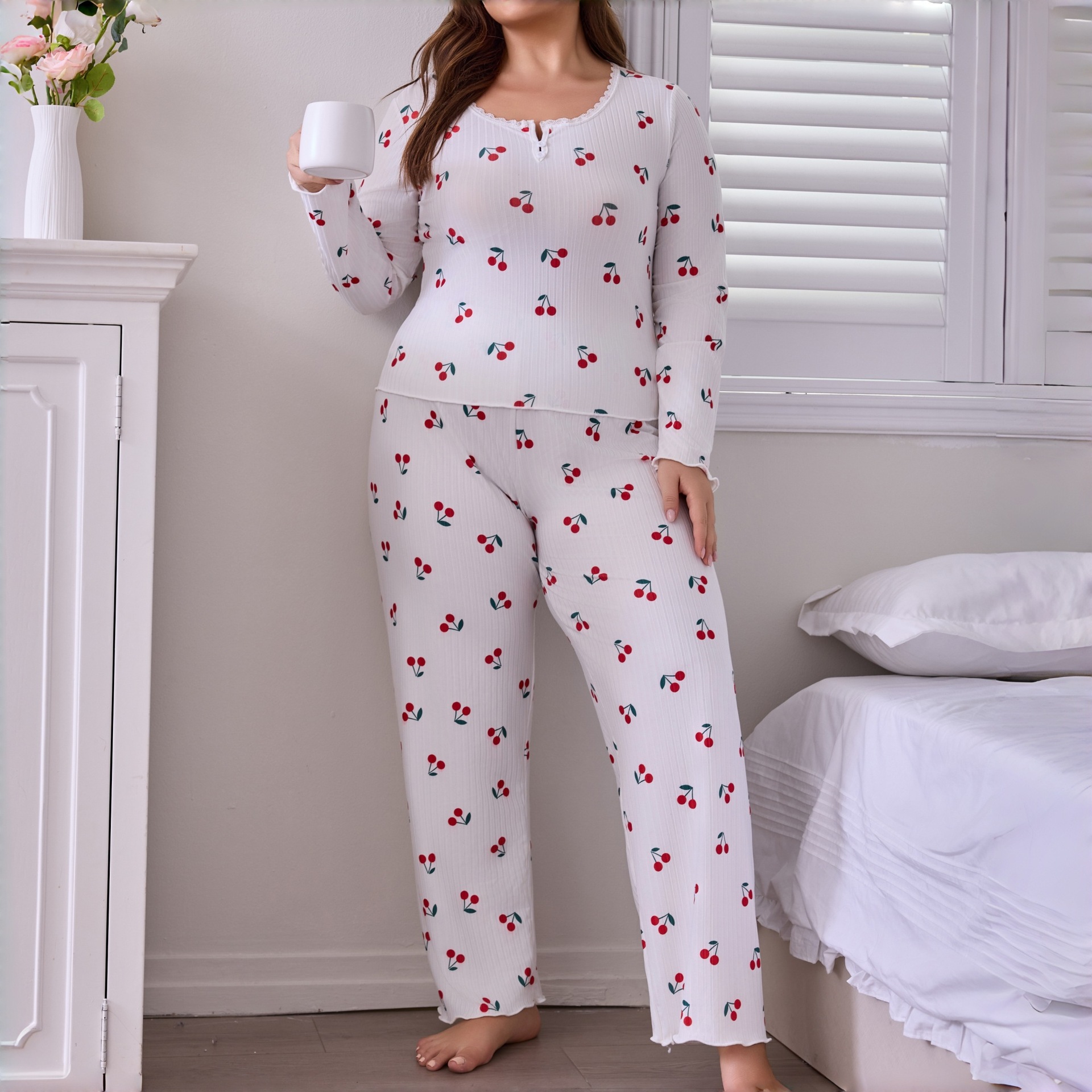 Damas otoño y invierno nuevo encaje transfronterizo europeo y americano de alta calidad de moda pantalones de mangas largas pijamas para el hogar conjunto de ropa para mujeres