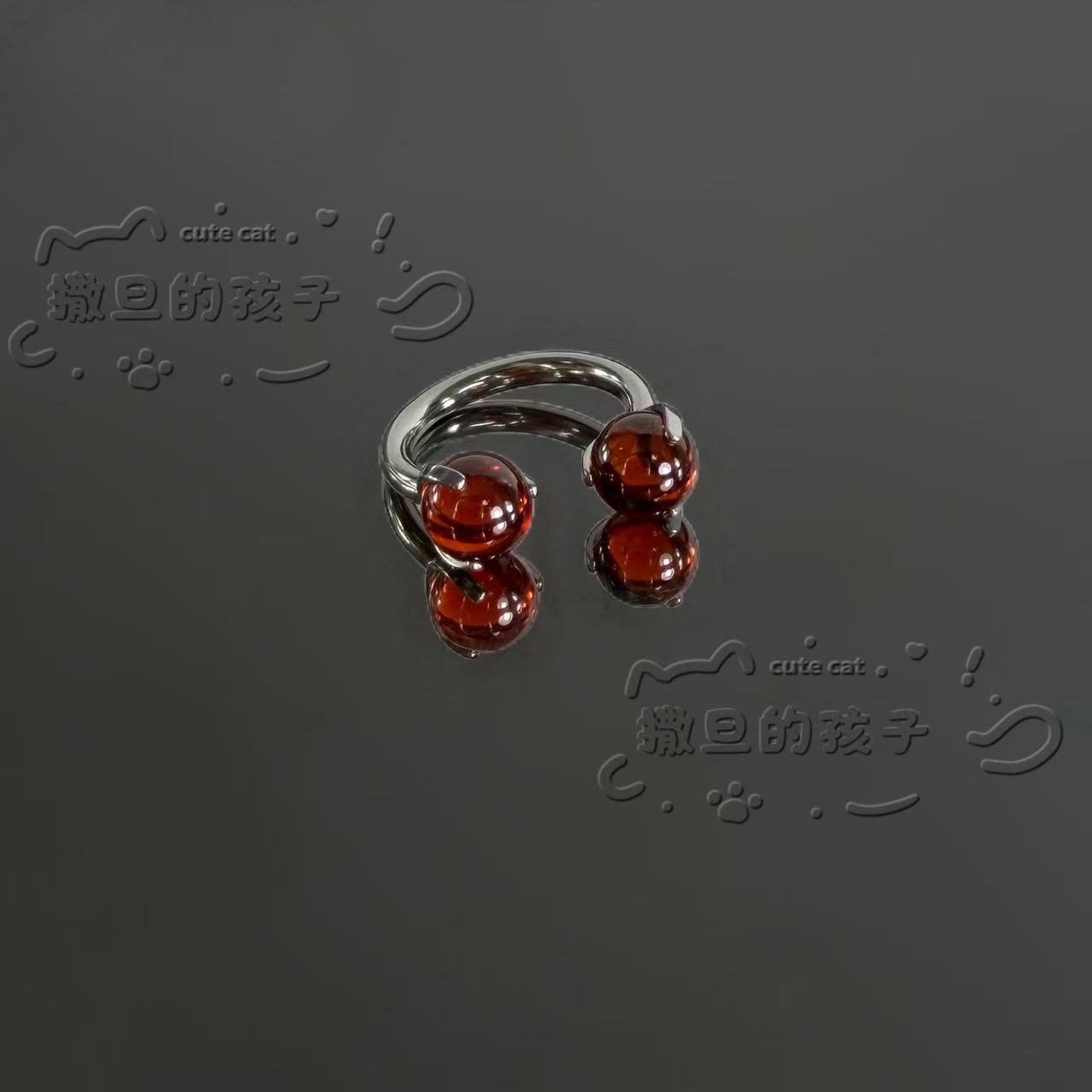 Pointed titanium steel lip stud product view