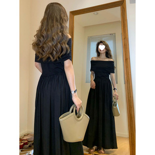 [Delivery Within 9 Hours for 102 People] Fashionable French Style Hepburn Style Niche One-Shoulder Summer Fragrance Style