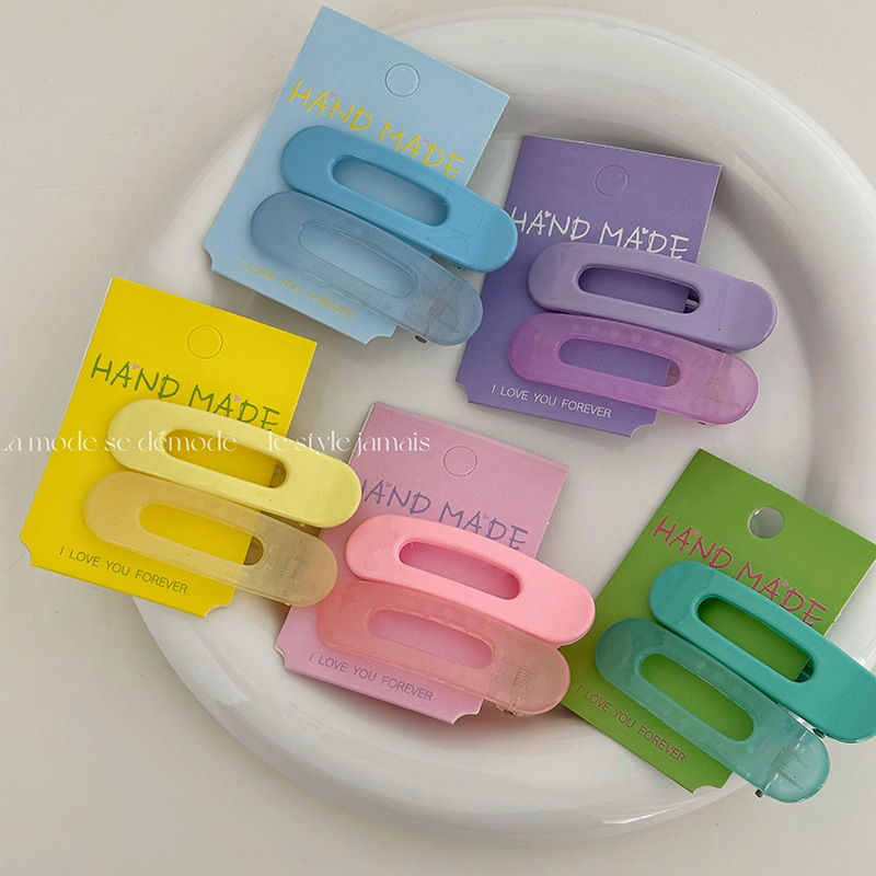 Fermaglio ovale in plastica color crema per capelli set 2_voghion.com