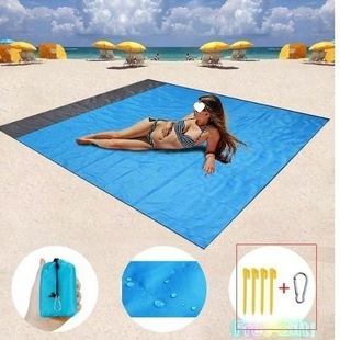 Outdoor Convenient Mini Pocket Picnic Mat Foldable Lawn Beach Moisture-Proof Cloth Thin Waterproof Mat Wholesale