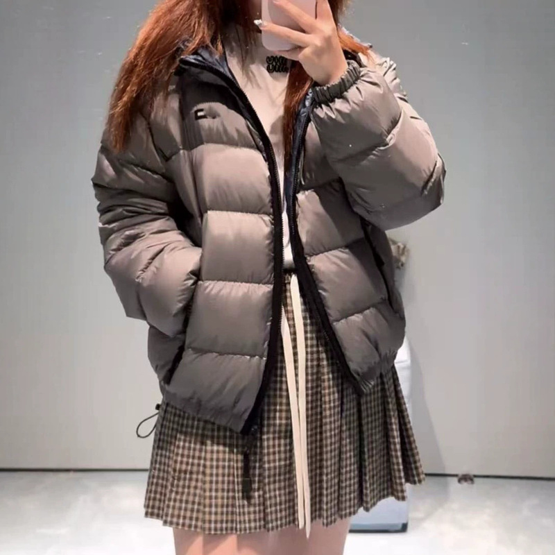 European style 26 autumn/winter new collection: white goose down hooded short down jacket for women, a slimming top