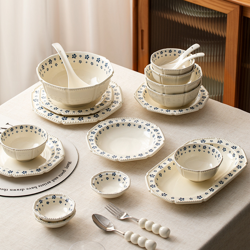 Retro puntos de perlas azules de cerezo cerámica cubiertos pequeños frescos hogares de alto valor de la cara platos de platos de nicho set platos