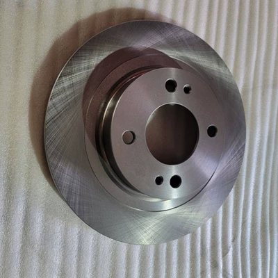 Brake disc/brake drum Suitable for Mitsubishi G4