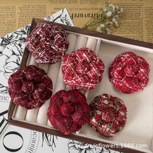 Autumn and Winter New High-end Small Fragrant Style Camellia Flower Brooch Tweed Cloth Multicolor Personalized Pin Corsage Accessories