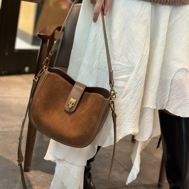 Genuine Leather Saddle Bag Women's Bag Crossbody Bag Women's Versatile Nubuck Leather High-End Niche Shoulder Bag Fashionable Armpit Bag