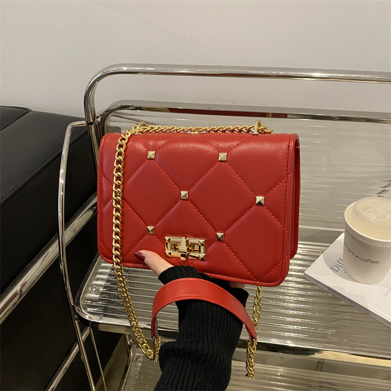 Casual simple invierno 2024, nuevo estilo de estilo extranjero bolso de hombro de moda de moda de viaje de moda bolso pequeño para mujeres