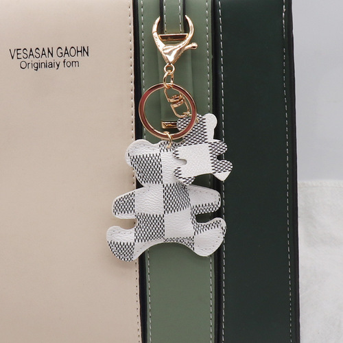PU leather bear couple key chain pendant creative car bag leather bear key chain pendant factory wholesale