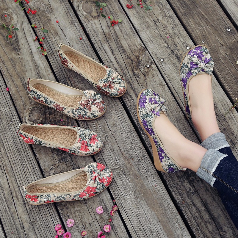 Women's shoes 2022 Spring/Summer New canvas shoes soft bottom breathable flat heel plus size casual single-layer shoes for middle-aged and elderly mothers