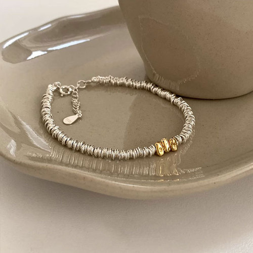 Ganjia S925 sterling silver light luxury niche exquisite cheese ring-shaped broken silver bracelet simple silver ring for best friends