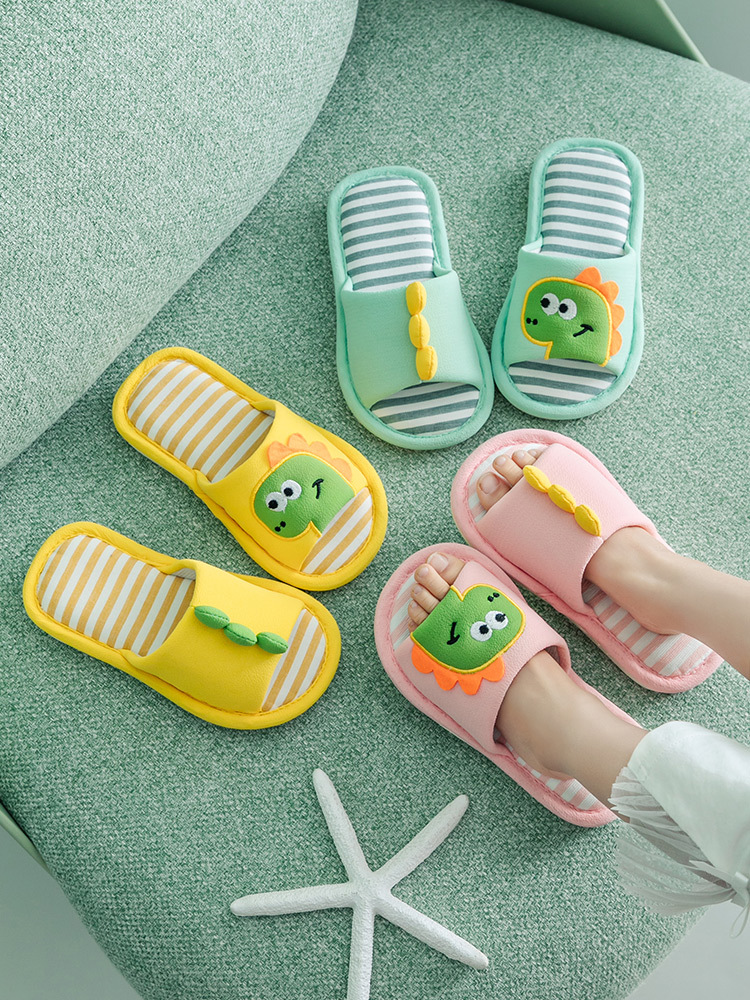Cartoon Children's Slippers for Girls and Boys, Summer Kids, Linen Cotton Fabric, All-Season Home Interior Non-Slip Cute Spring and Autumn