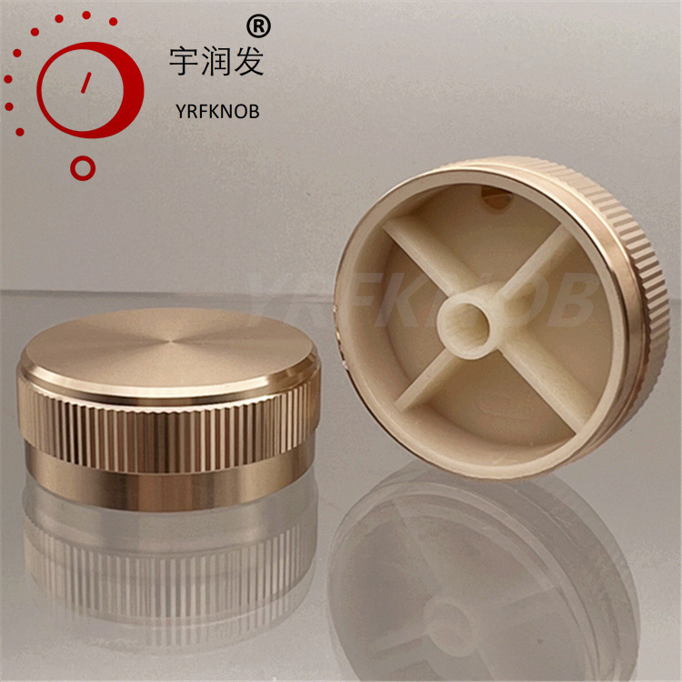 ���Ͻ���ť ��ɫ����÷���ڿ��⾶40�߶�15�������칦�żҵ���ť