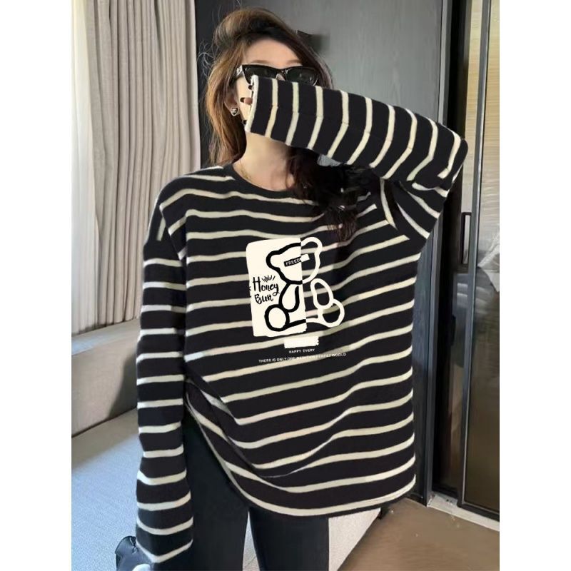 2026 New Maternity Long-Sleeve T-Shirt for Women, Striped Color-Blocked Top, Loose Fit, Plus Size, Hip-Covering, Inner Wear for Spring