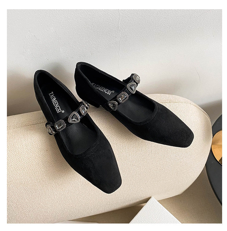 Giày Mary Jane nữ mũi vuông nhỏ, quai ngang đính đá, họa tiết da báo trái tim, gót thấp 1–3 cm — Màu đen, Vân báo chi tiết 25