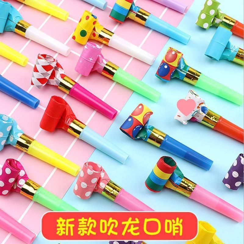 露店のおもちゃの卸売り義烏夜市の小さいものが売れています。夜はプレゼントで人気があります。|undefined