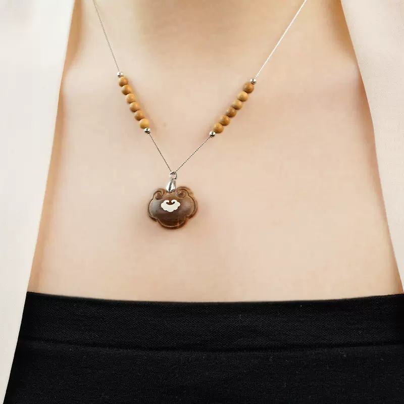 原创设计老山檀香木镶银如意锁项坠檀木镶嵌国风如意S925项链定制