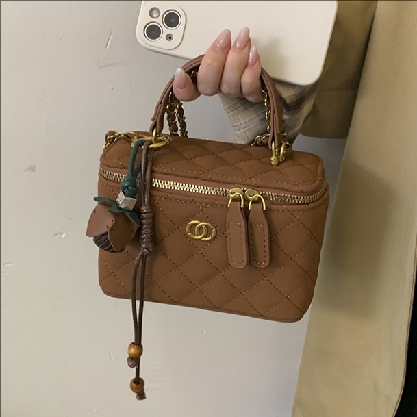 Otoño y invierno de alta calidad bolso de mano para mujeres 2025 nuevo bolso de caja de fragancia bolso de cadena de diamante bolso de hombro