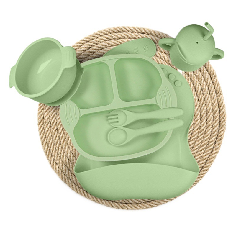 Nuevo traje de vajilla de suplemento alimenticio para niños transfronterizos Placa de silicona tazón tenedor cuchara babero taza de seis piezas conjunto de vajilla de alimentación
