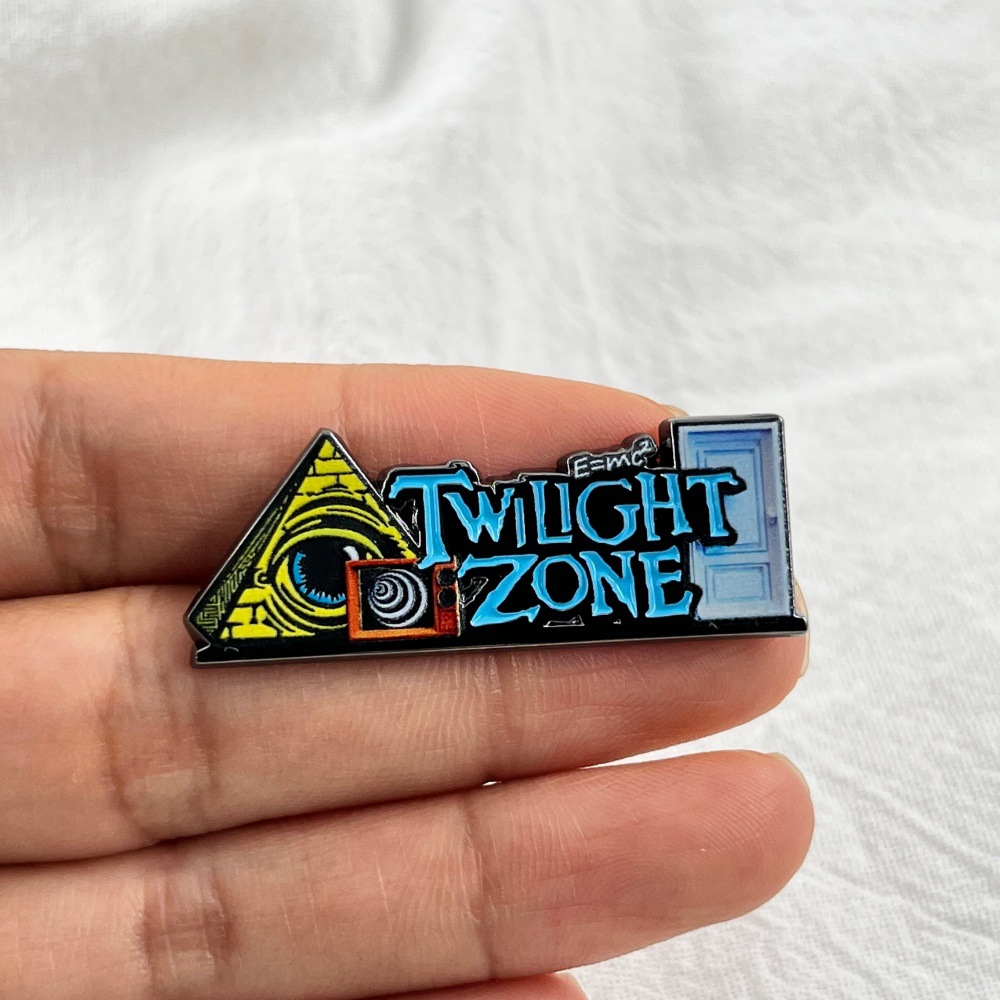 Time-Traveling Enamel Brooch, Pyramid Eye of Prophecy, Vintage TV Metal Badge, Sci-Fi Movie Pin