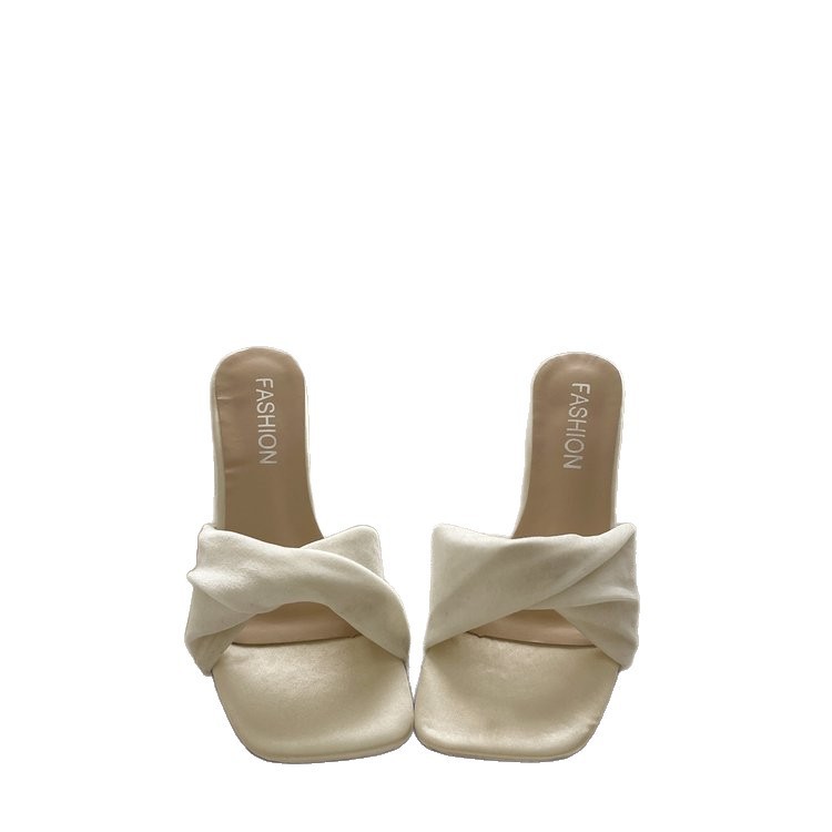 Zapatillas de cara casual francesa para mujeres 2026 nueva moda de verano, tacones gruesos con falda de talón frío image 5