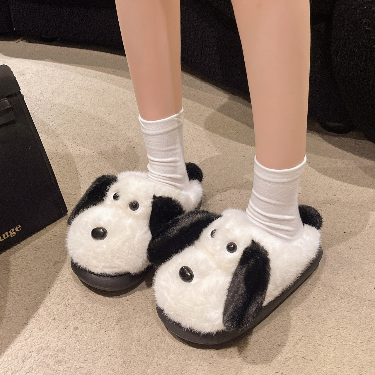 2025 zapatillas de algodón de cachorro de invierno para mujeres cálidas en el hogar interior adorables gruesas exteriores de lana para perros de orejas grandes
