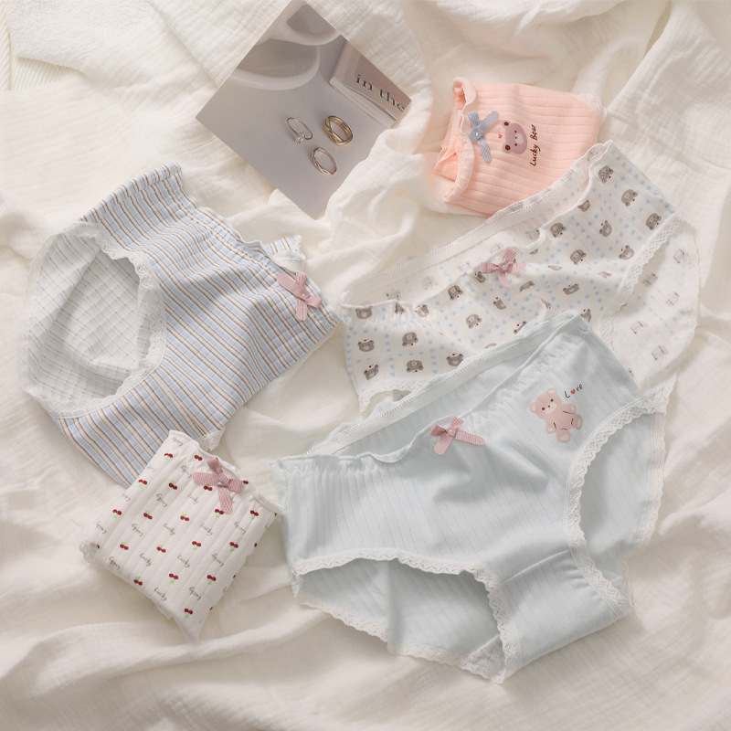 Ropa interior de mujer de dibujos animados lindo simple ropa interior transpirable de algodón entrepierna cadera calzoncillos de mujer dulce niña