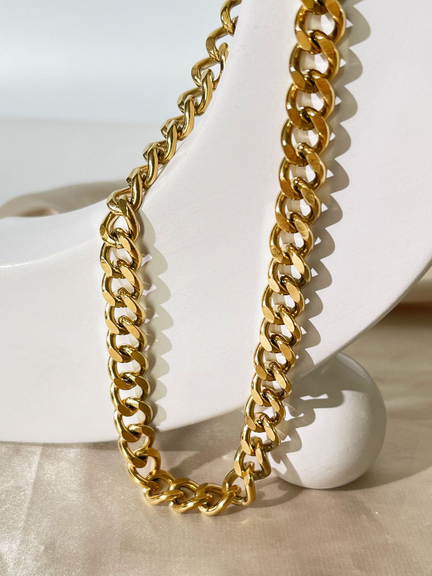 304 Stainless Steel, Pearl Material PVD Coated Real Gold Plated Geometric 304 Stainless Steel Pearl Exaggerated Waterproof Non Tarnish Choker