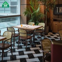 复古西餐厅藤编桌椅组合东南亚主题餐厅茶餐厅餐饮店商用桌椅组合