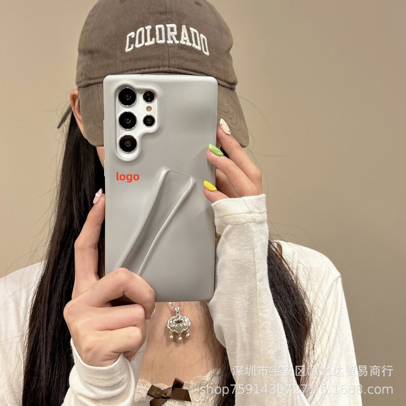 Cross-Border Hailey Style Silicone Case Suitable for Samsung S26 Ultra, Lip Gloss Color Matching Phone Case, S24 Shockproof