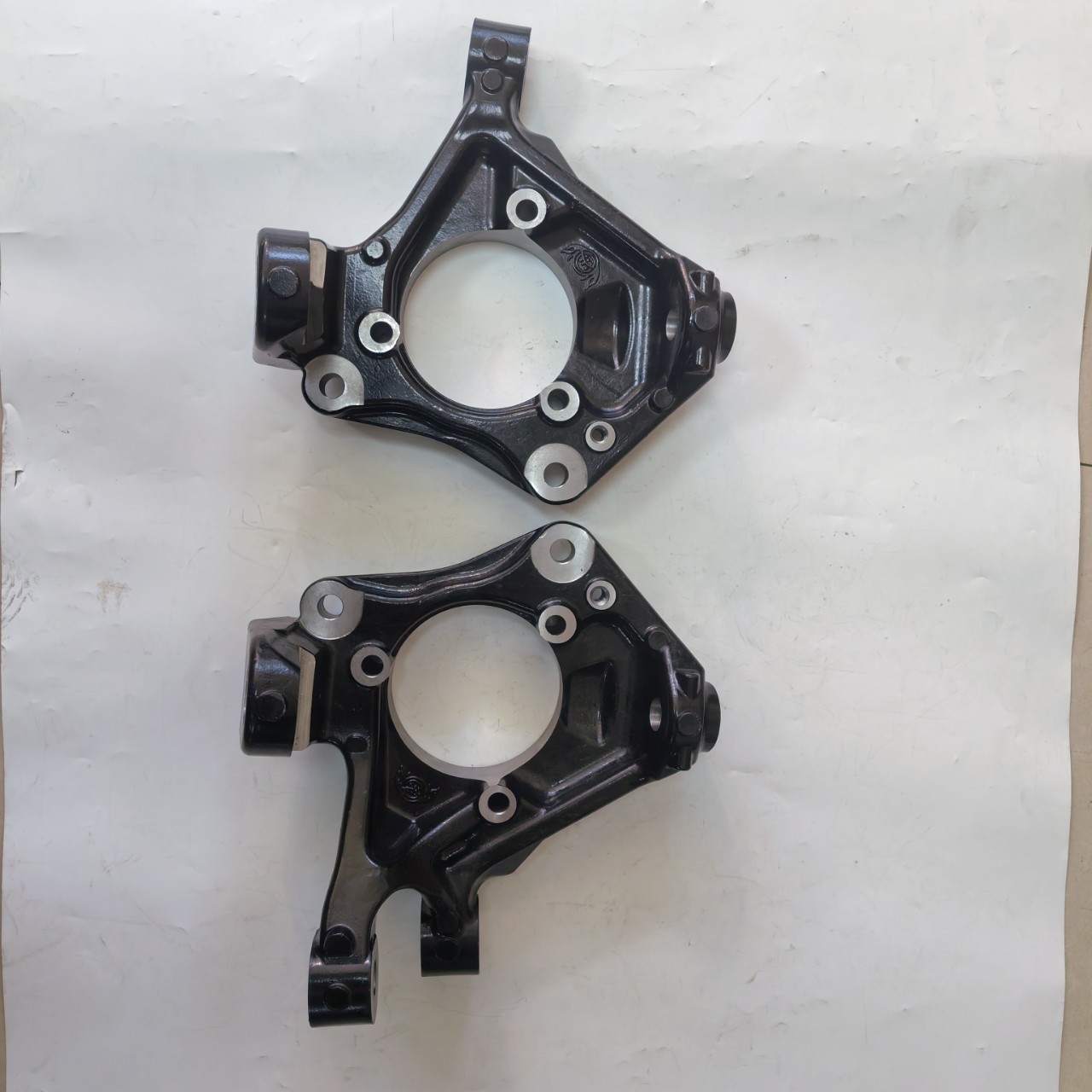 Suitable for Jeep Wrangler Steering Knuckle Arm Horn 68388828Aa 68388829Aa