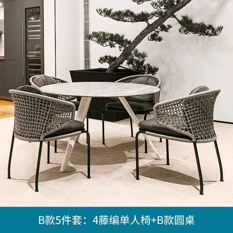 Mesa y silla al aire libre patio nórdico casera simple balcón de tres piezas al aire libre mesa y silla de comedor