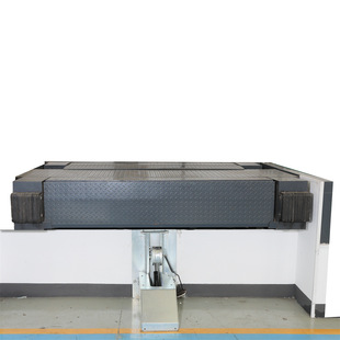 Platform side type boarding bridge electric hydraulic lifting platform storage logistics container loading and unloading lifting platform