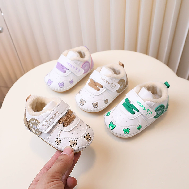 Одна часть зимней бархатной утолщенных мужских и женских ботинок для детей от 0 до 1 года