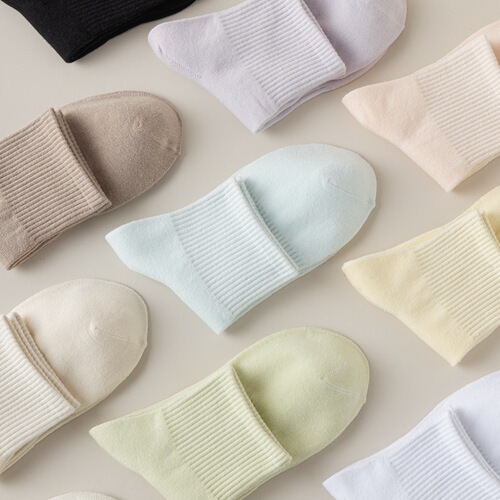 Spring and summer women's thin breathable sweat-absorbent socks solid color versatile sports mid-calf socks soft and comfortable confinement socks