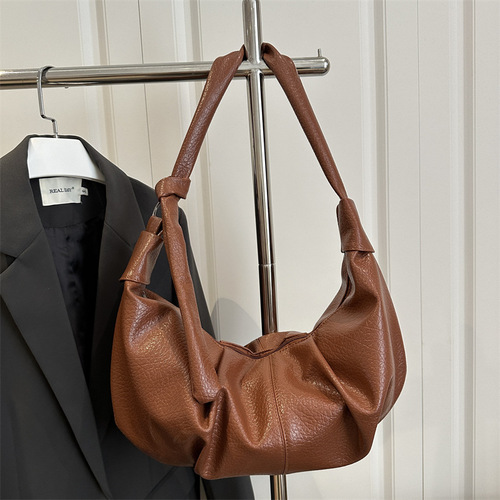 Korean-style single-shoulder bag with soft leather texture, folded cloud-like PU casual single-shoulder bag, large capacity, simple and versatile commuting bag