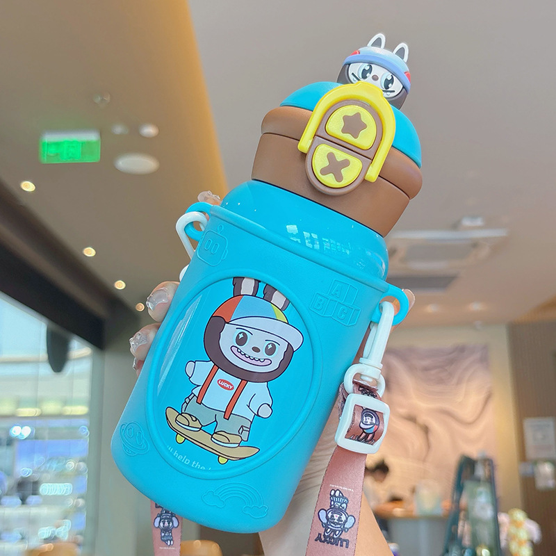 Dibujos animados 316 acero inoxidable doble bebida creativa para niños termo taza de agua de paja de asta regalo de coche portátil al por mayor