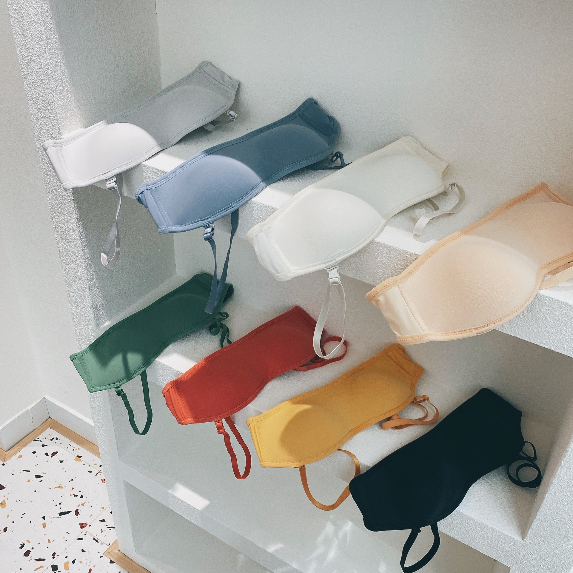 Sujetador de ropa interior de niña brillante sin costuras de una pieza